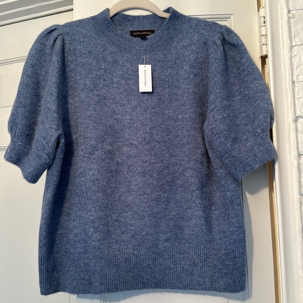 Banana republic puff sleeve sweater